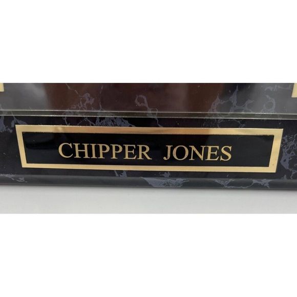 Chipper Jones Wall Plaque Photo Holder Black Marble Look With Gold Nameplate - Picture 2 of 3